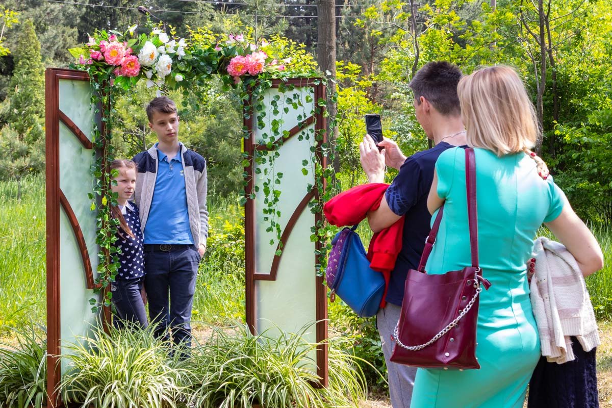 Мам, можно я уже пойду? Мам, можно я уже пойду?