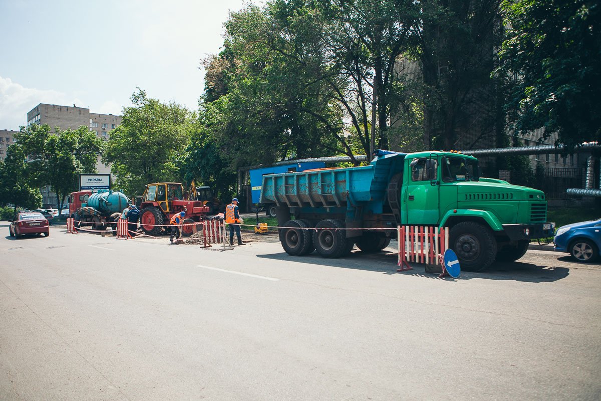 Работа кипит