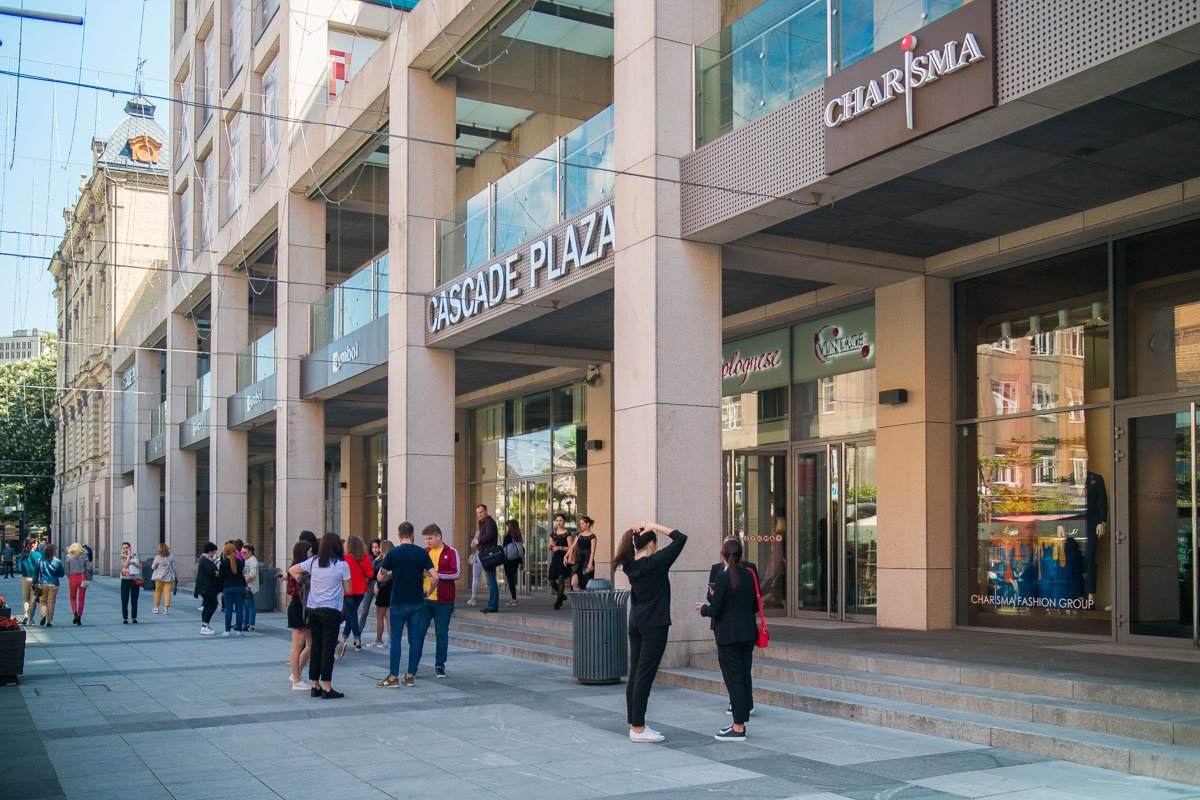 Снова заминировали ТЦ и БЦ Снова заминировали ТЦ и БЦ