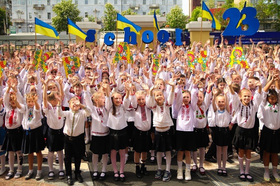 В разных уголках мира проходят акции и флешмобы, посвященные вышиванке