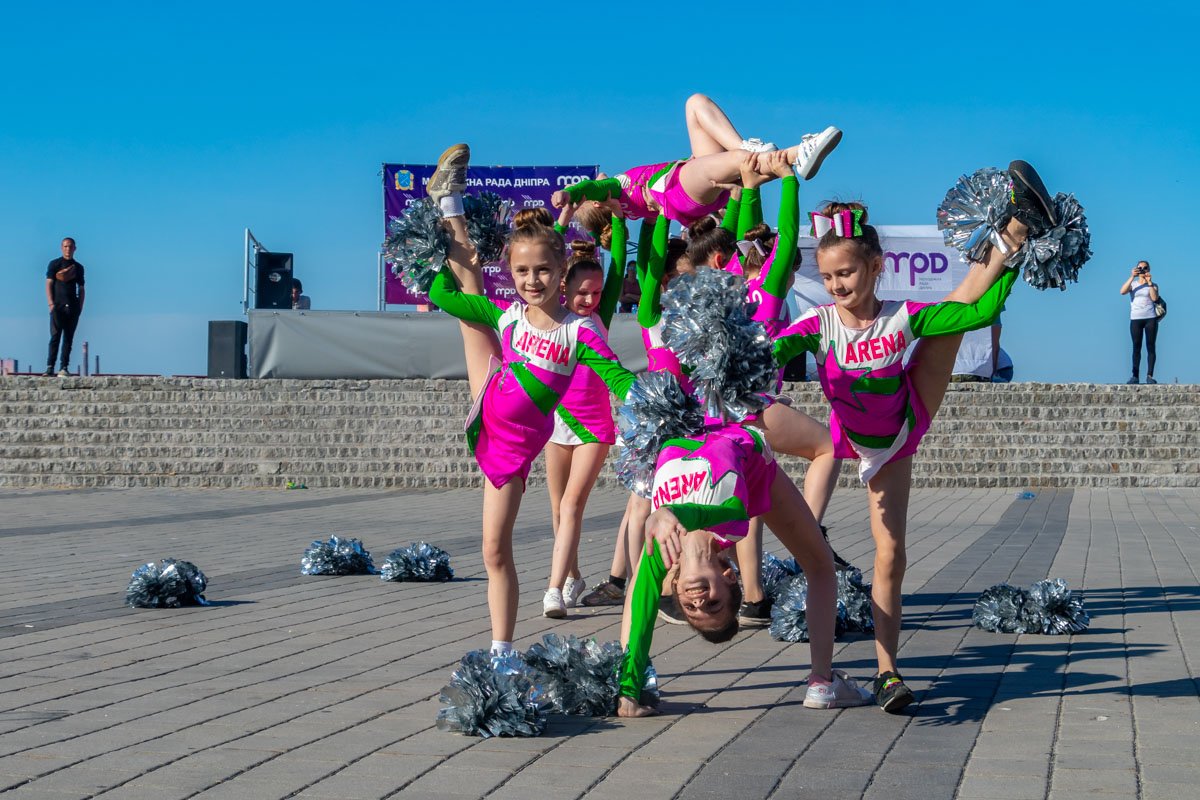 В этом году участие приняли 32 школы города В этом году участие приняли 32 школы города