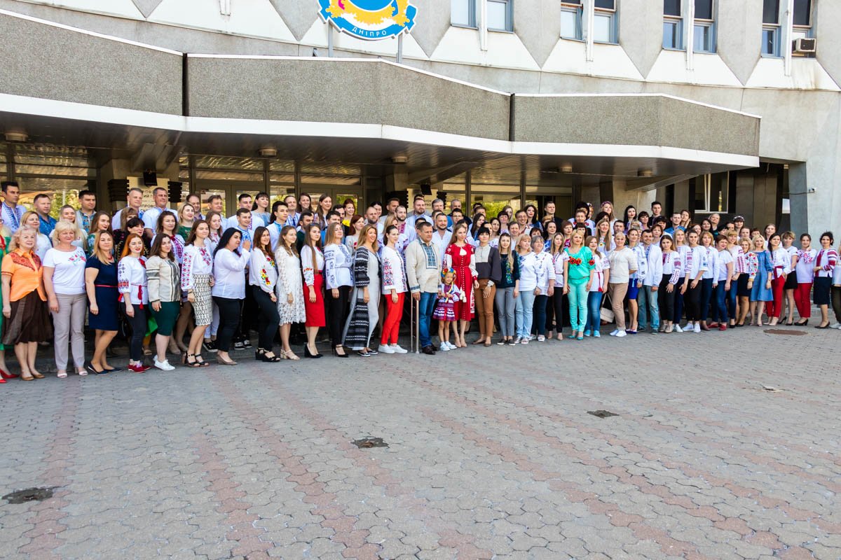 Многие из них говорили, что для них этот праздник - возможность почувствовать себя частью чего-то большого Многие из них говорили, что для них этот праздник - возможность почувствовать себя частью чего-то большого