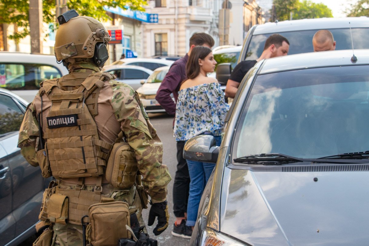 Работает полиция