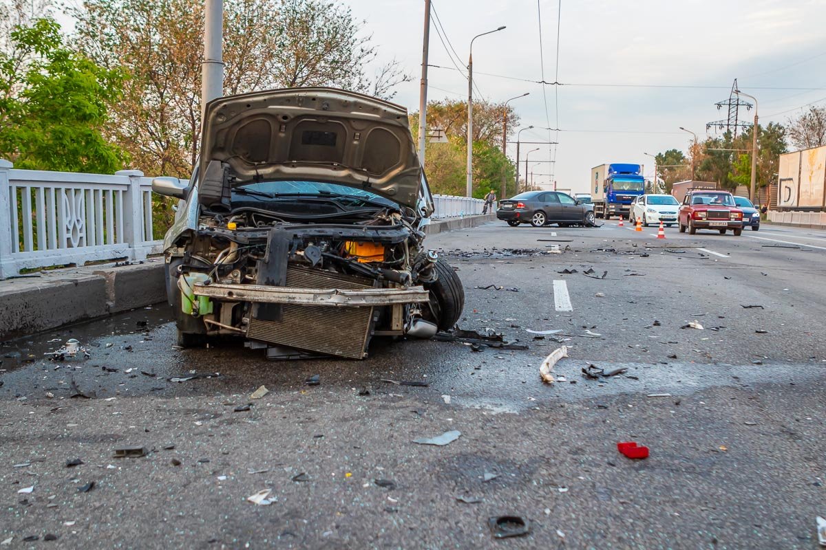 На место происшествия приехали сотрудники патрульной полиции 