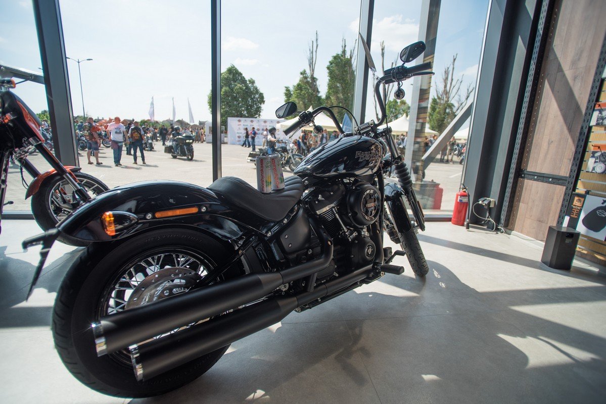 Хочет на улицу