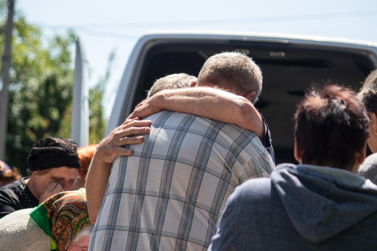 Сложно описать состояние родственников, которые вынуждены искать в себе силы, чтобы справиться с этим горем Сложно описать состояние родственников, которые вынуждены искать в себе силы, чтобы справиться с этим горем