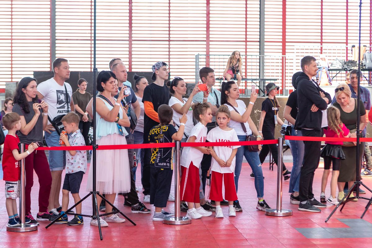 C 17 по 19 мая в ТЦ «Приозерный» проходил фестиваль вокала и танца SHOW TIME