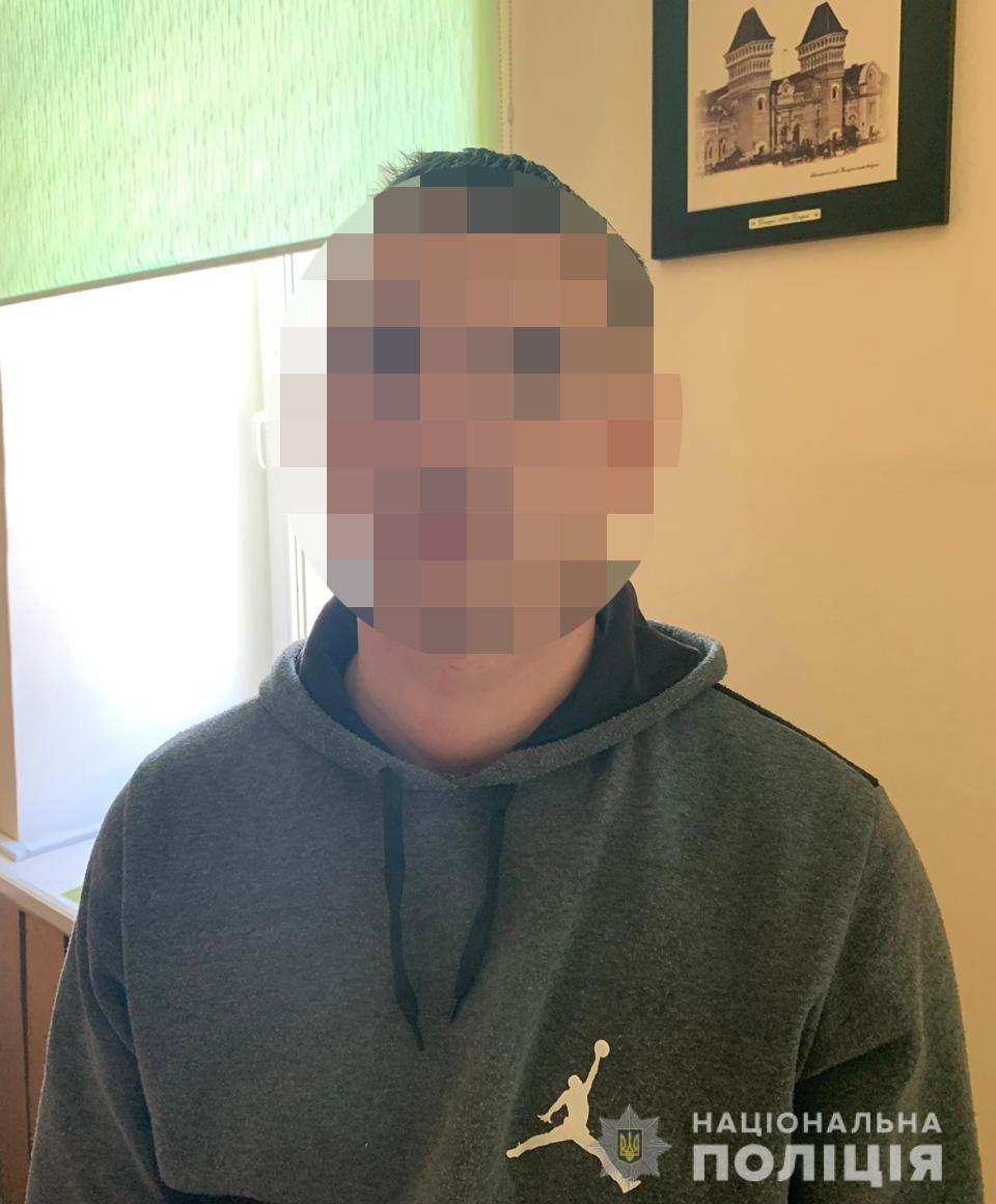 За свои выходки мужчина может сесть за решетку на 6 лет За свои выходки мужчина может сесть за решетку на 6 лет