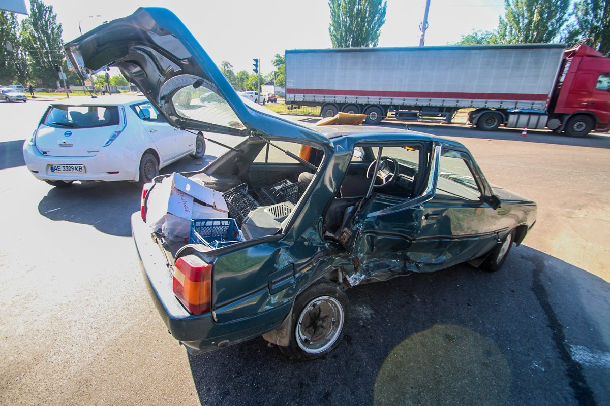 В аварии пострадал мужчина, который находился за рулем ЗАЗ В аварии пострадал мужчина, который находился за рулем ЗАЗ