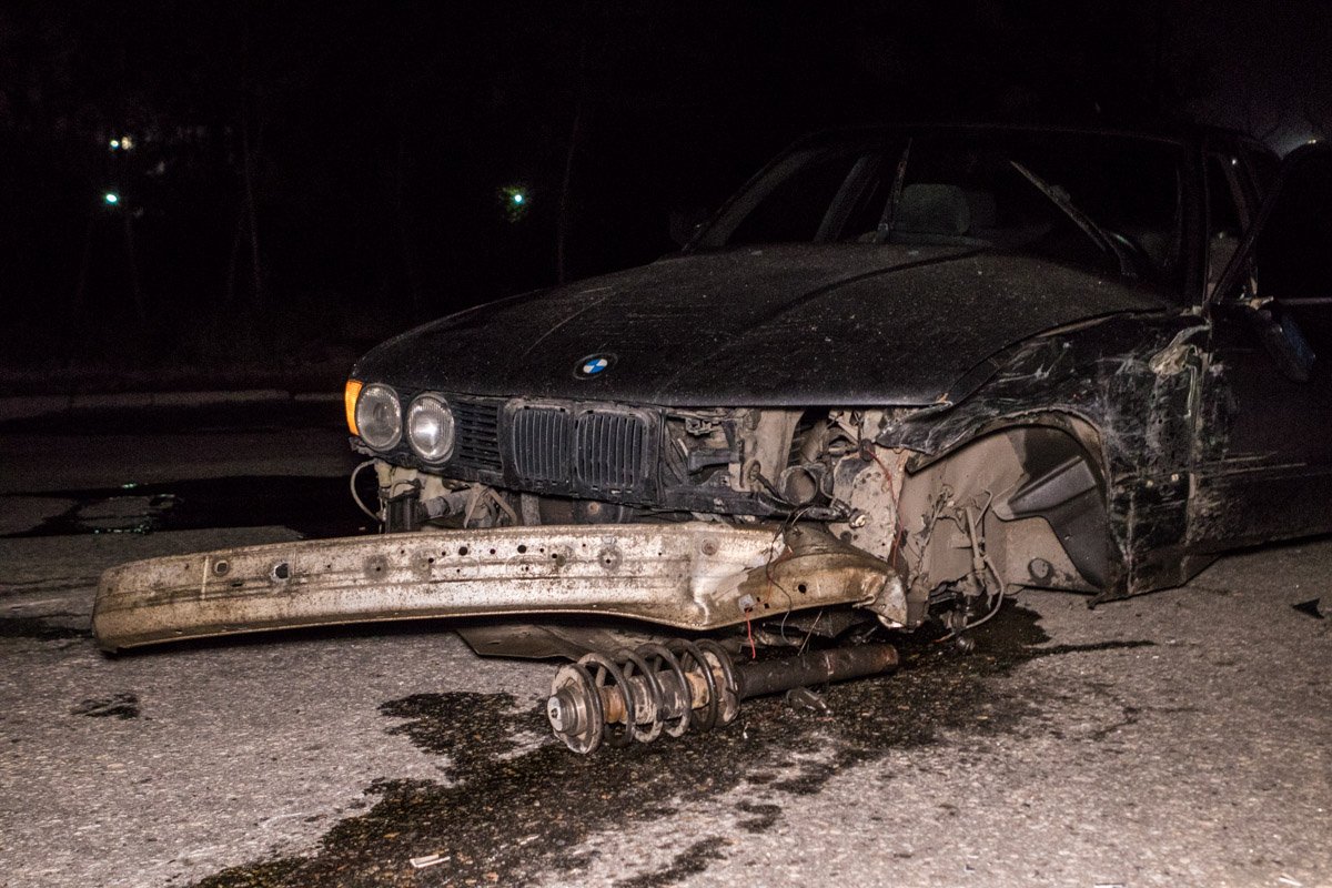 В Днепре на Маршала Малиновского столкнулись BMW и Mercedes на еврономерах