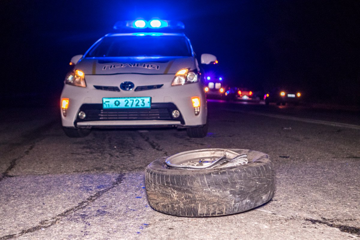Со слов водителя BMW, он ехал по улице Маршала Малиновского в сторону Самарского моста во второй полосе