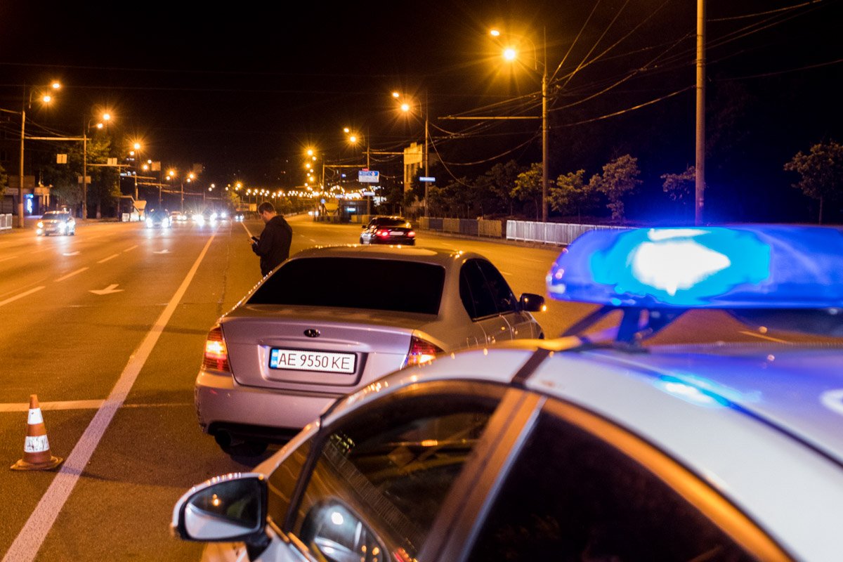 Авария случилась примерно в 23:30