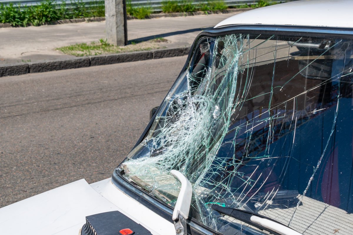 С места аварии пострадавшую забрала скорая