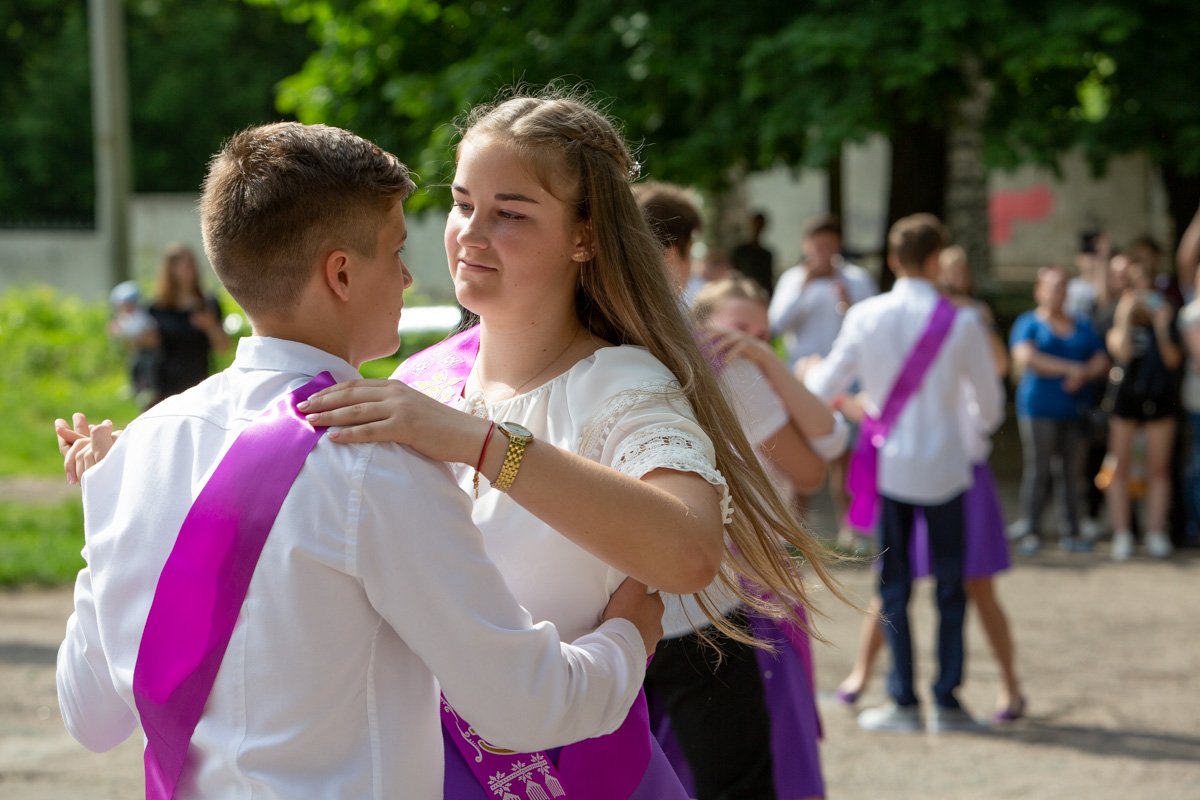 Вальс - время поговорить о важном