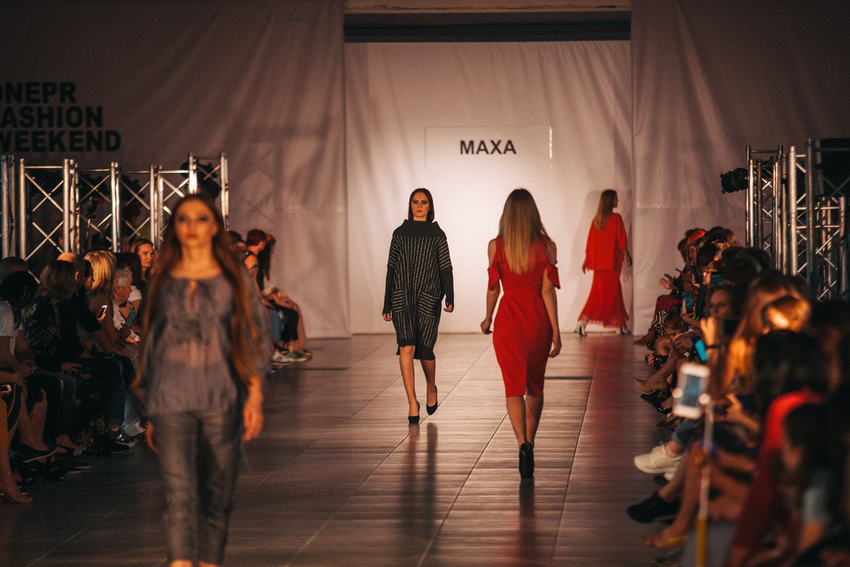 На мероприятии представлены множество известных украинских брендов, а также работы украинских живописцев