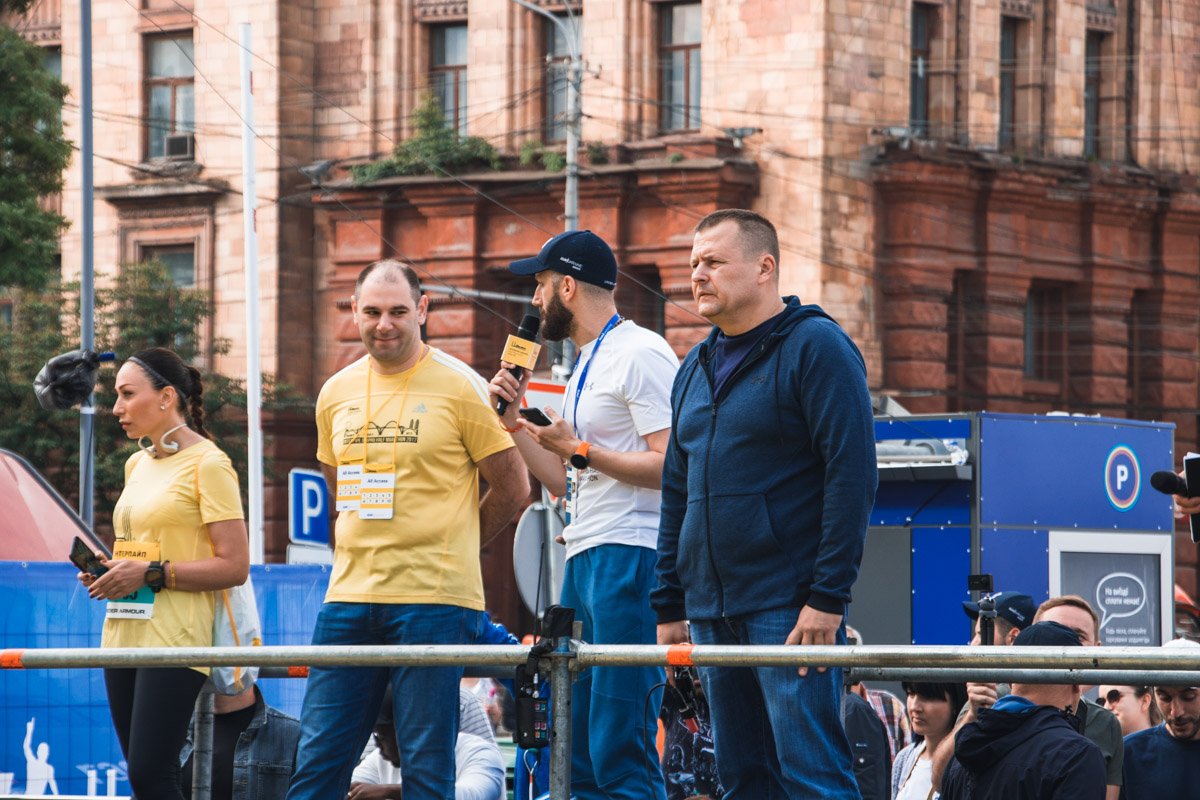 Мэр открыл марафон Мэр открыл марафон