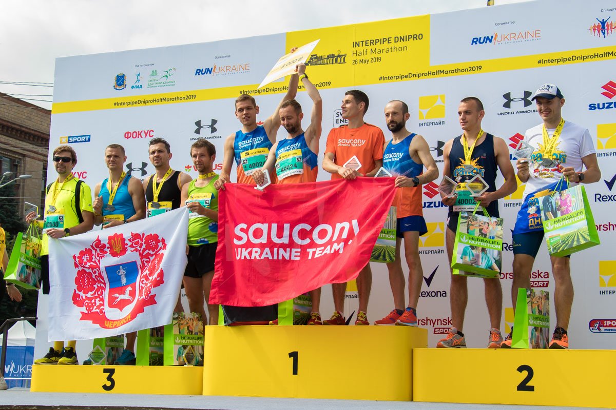 Победители поднялись на пьедестал 