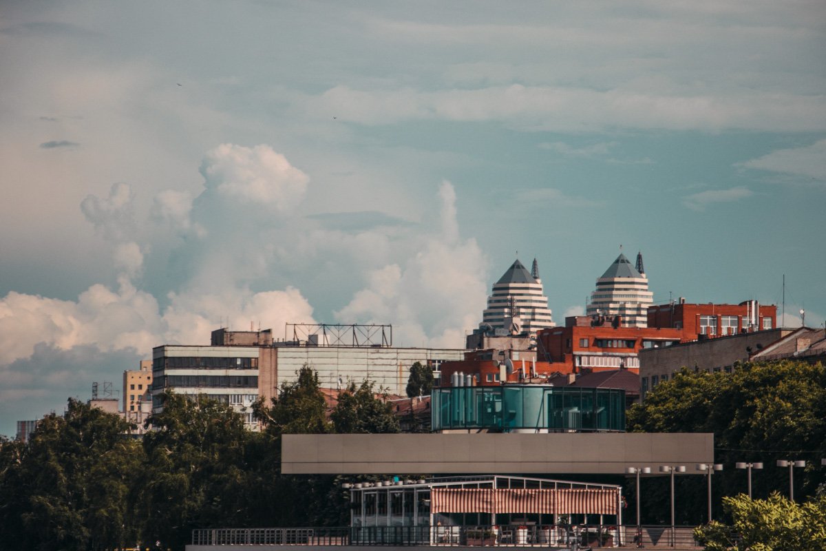 Так невесомы и легки, Изменчивы, непостоянны.