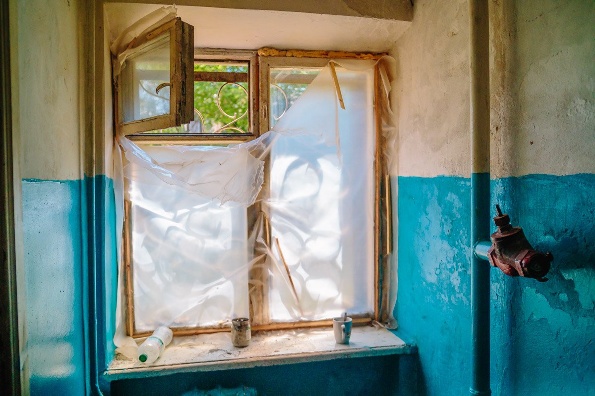 Окон здесь нет уже давно Окон здесь нет уже давно