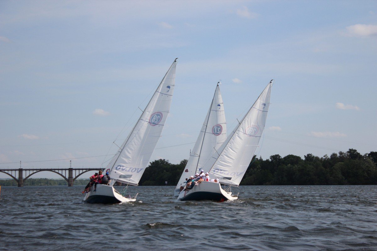 16 команд пришли к финишу