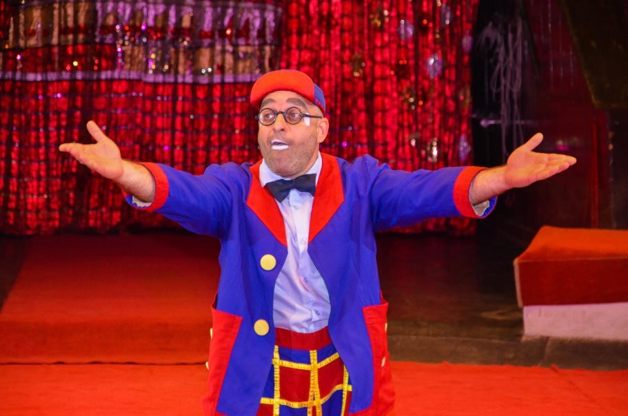 Талантливые артисты создали шоу, которое интересно .... Талантливые артисты создали шоу, которое интересно ....