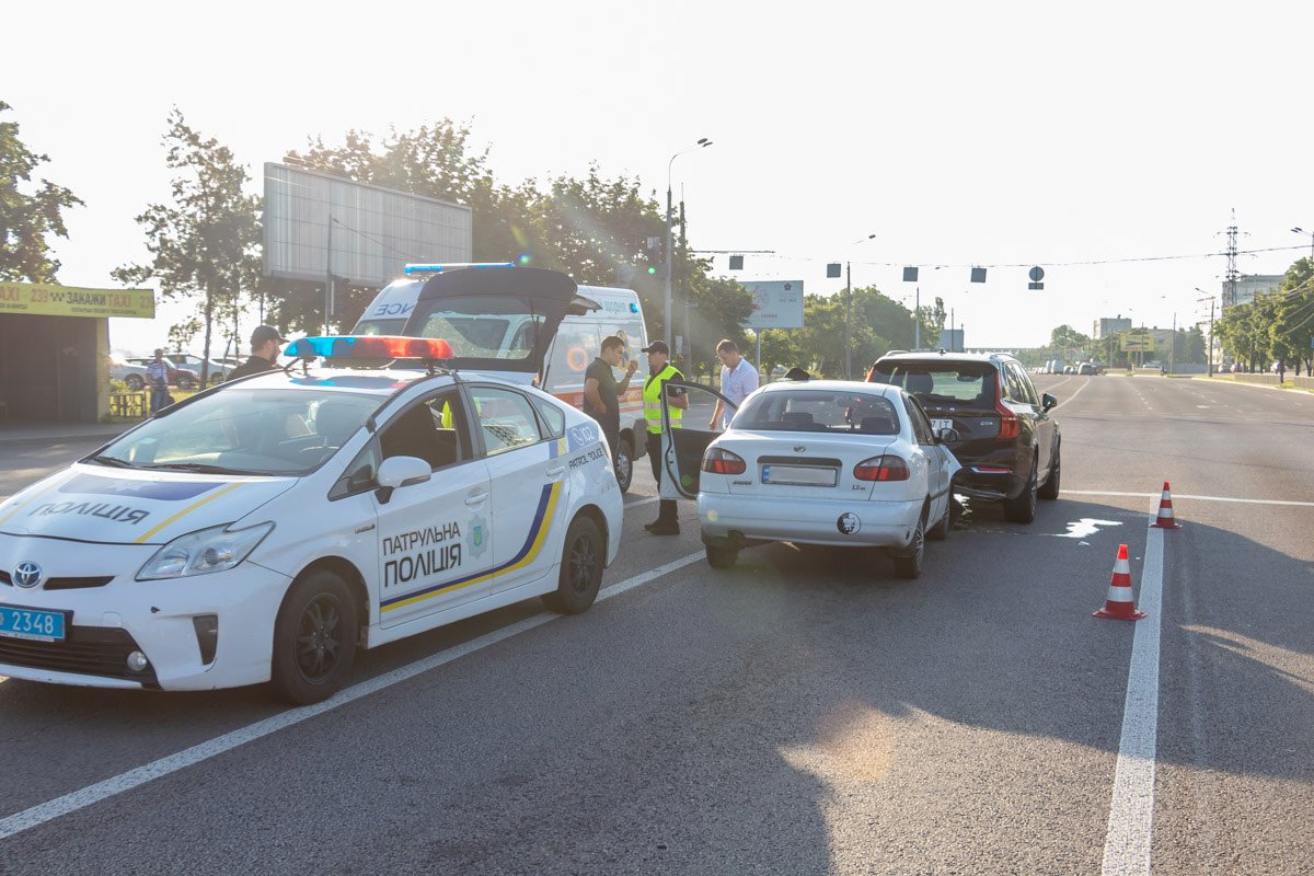 ДТП на Набережной Заводской