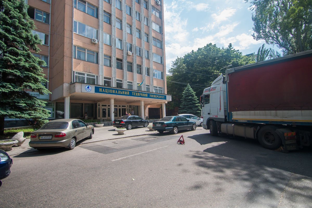 Выезжал с Паторжинского Выезжал с Паторжинского