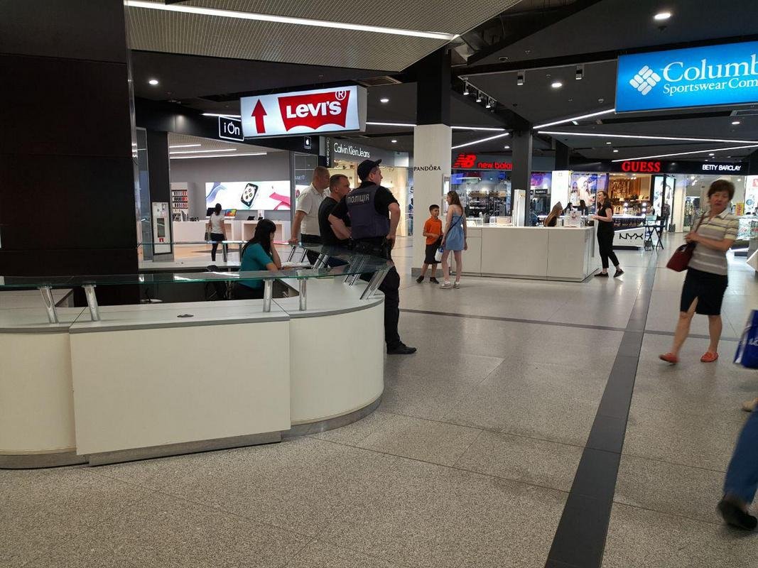 Жизнь продолжается