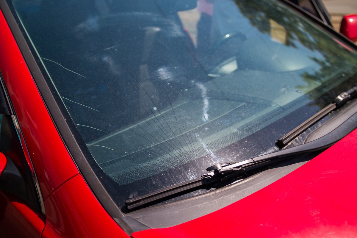 Со слов очевидцев, женщина резко выбежала на дорогу, из-за чего водитель просто не успел среагировать