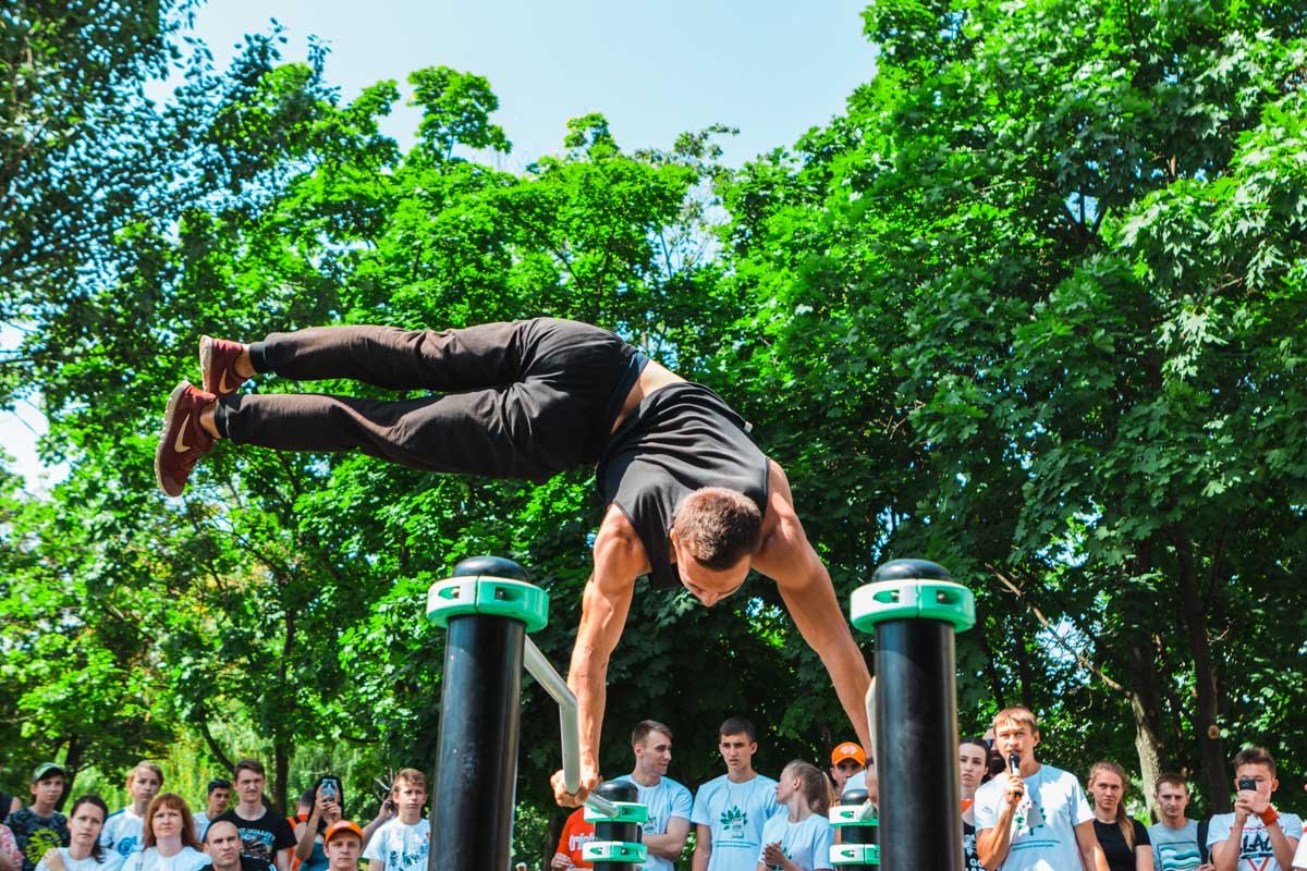 Каждый участник старался выложиться на полную Каждый участник старался выложиться на полную