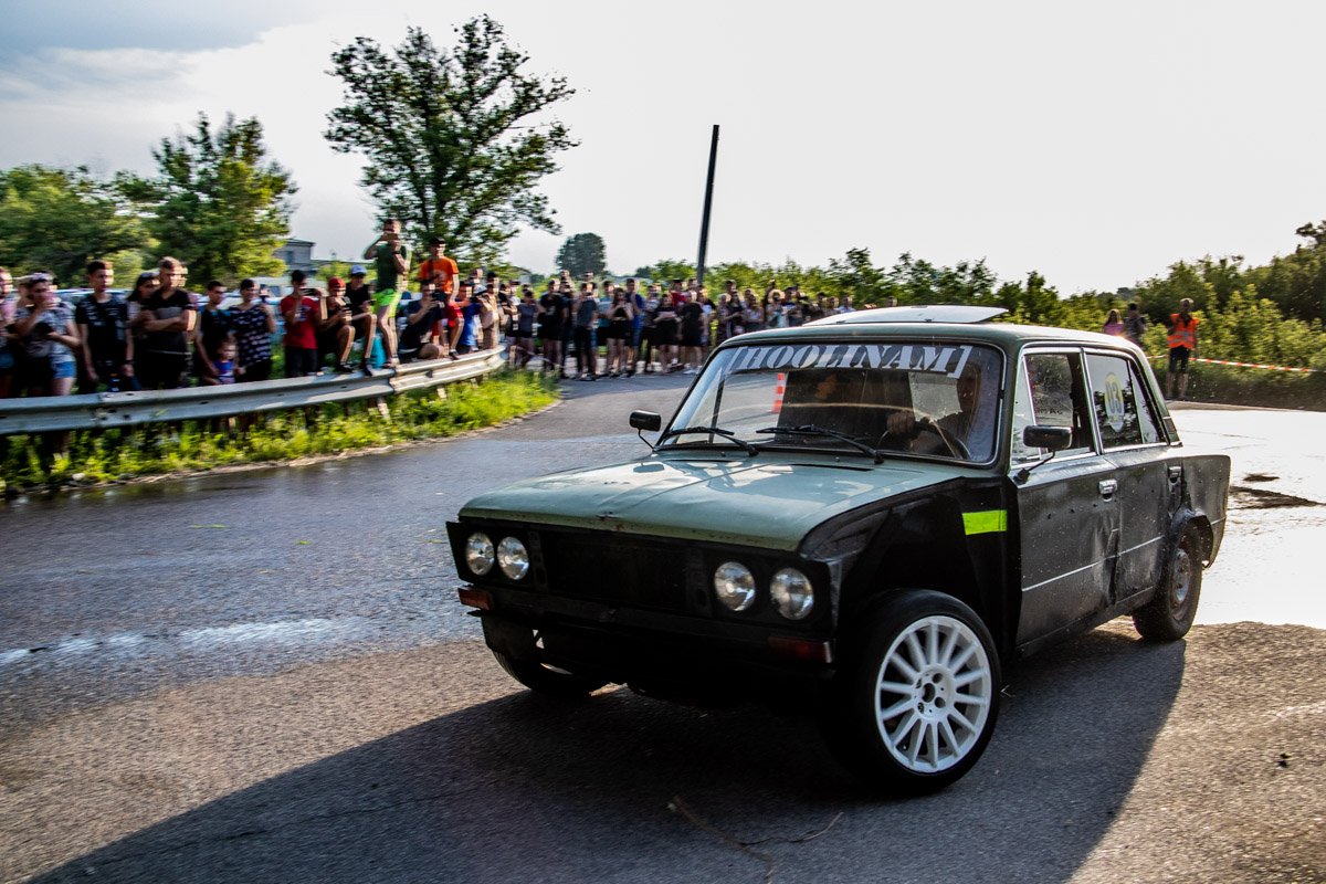 Помимо официального заезда был также свободный дрифт Помимо официального заезда был также свободный дрифт