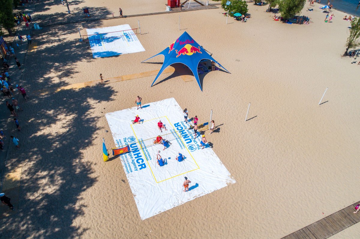 Турнир по волейболу на Монастырском пляже 