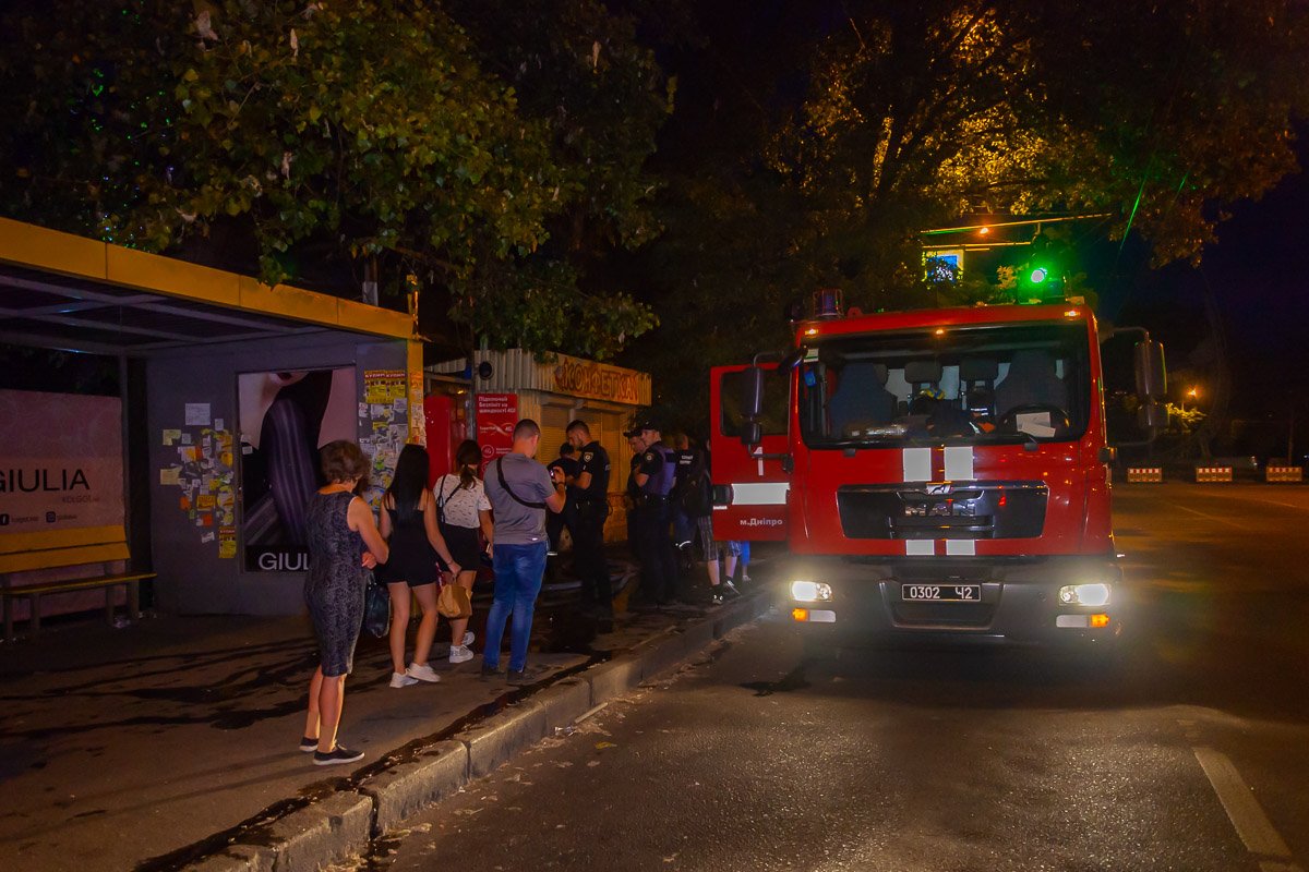 На борьбу с огнем моментально направили бригаду спасательной части ГСЧС