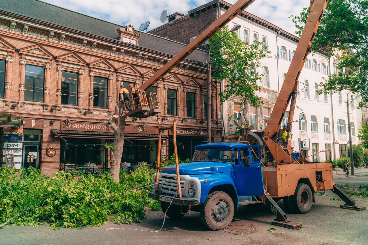 Работы проводятся с самого утра Работы проводятся с самого утра