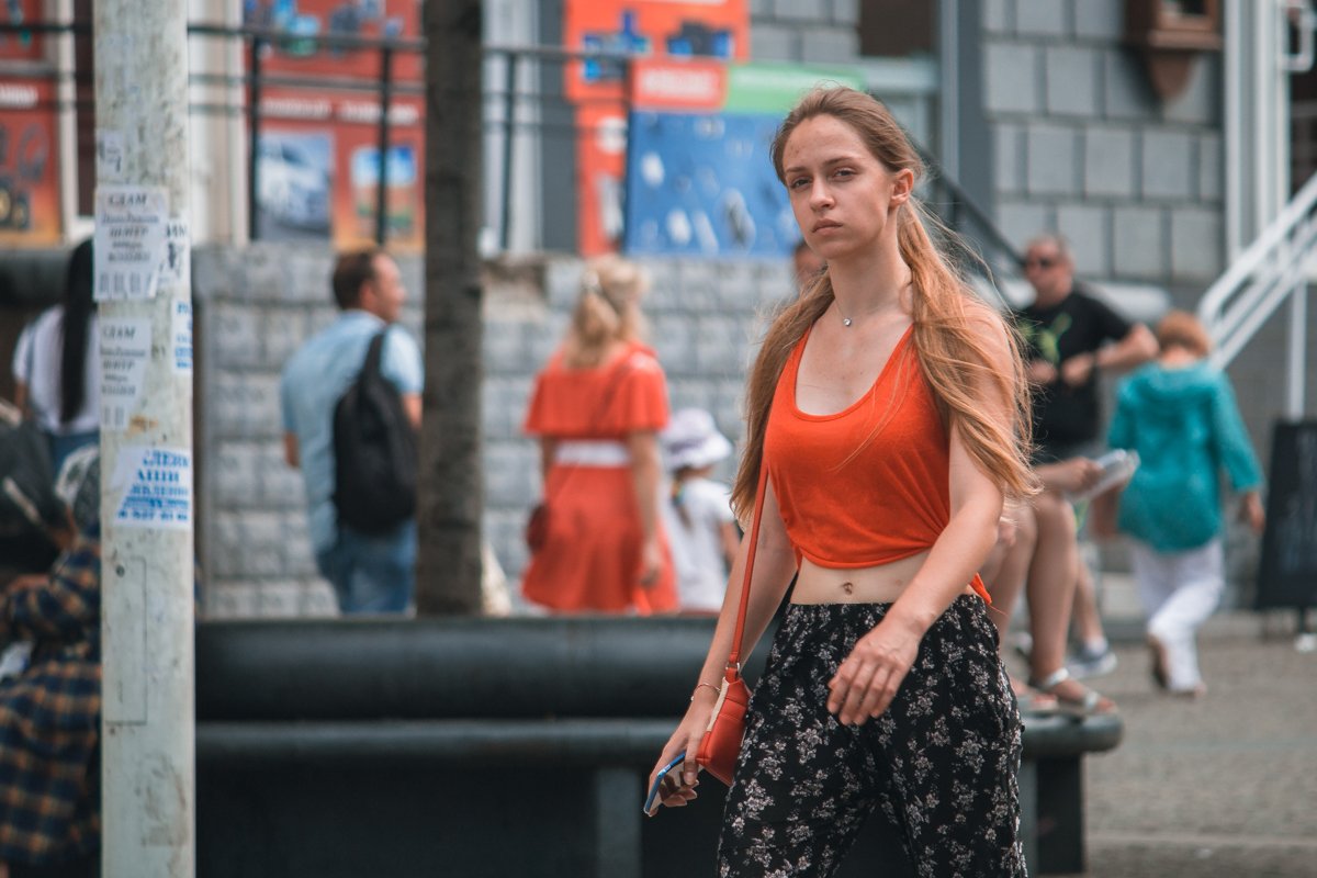 И снова оранжевый