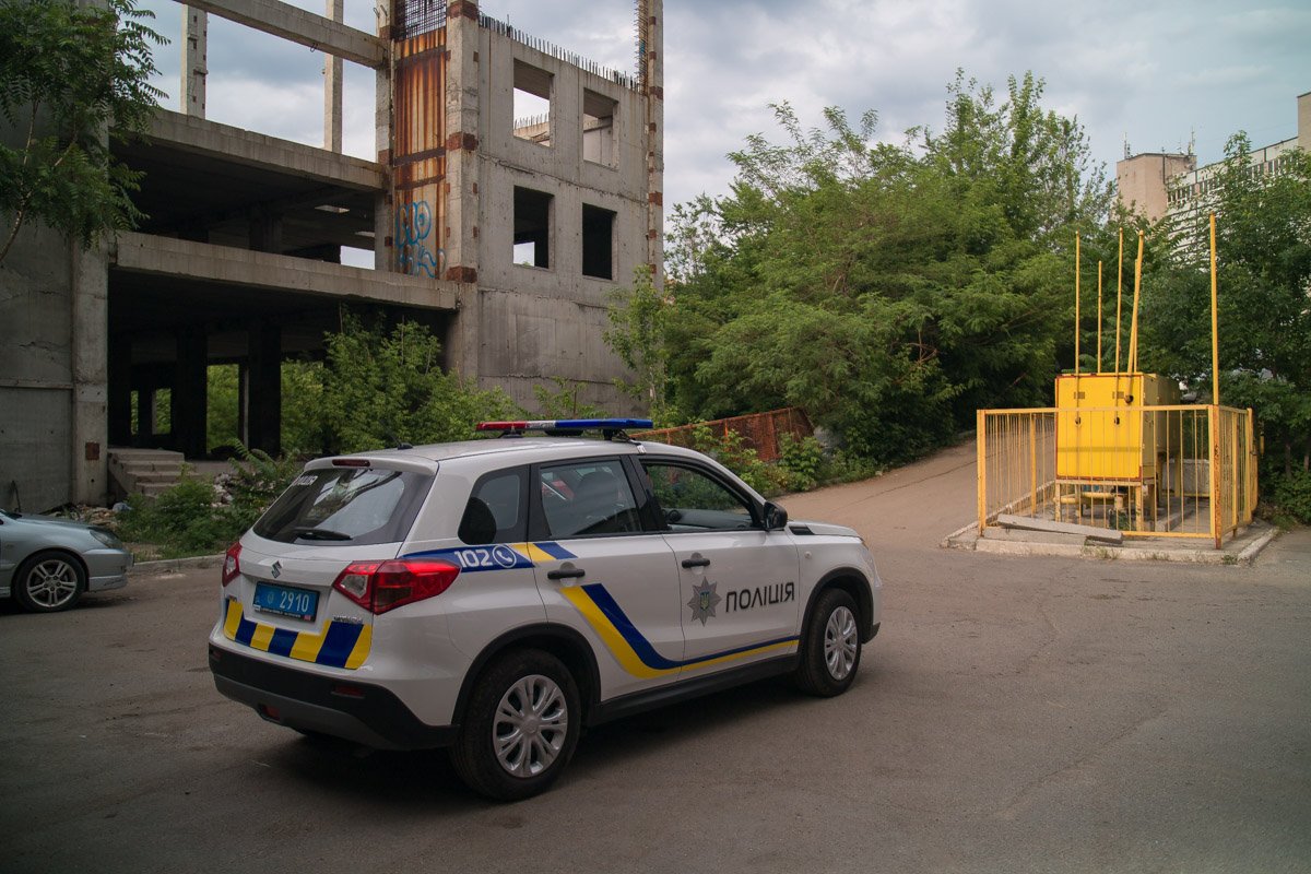 На место вызвали следственно-оперативную группу 