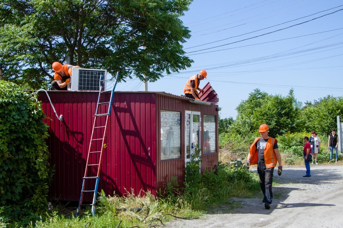 В этом году это уже 12 незаконная постройка, которую убрали с улиц города В этом году это уже 12 незаконная постройка, которую убрали с улиц города