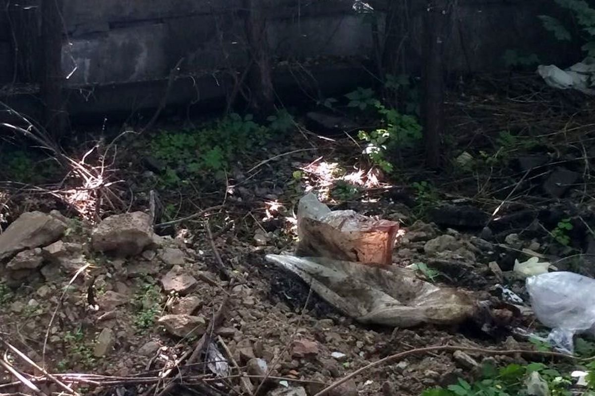 По предварительной информации, человек был замотанный в пакет По предварительной информации, человек был замотанный в пакет