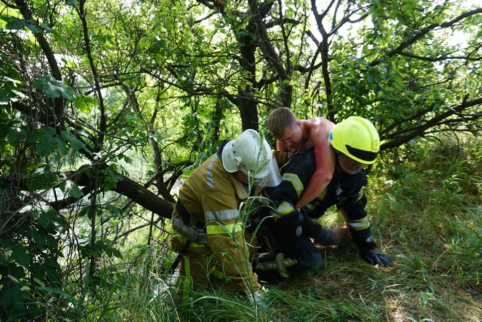 В этот раз руководство аэропорта оповестило все службы об исчезновении вертолета и организовало спасение пострадавших В этот раз руководство аэропорта оповестило все службы об исчезновении вертолета и организовало спасение пострадавших