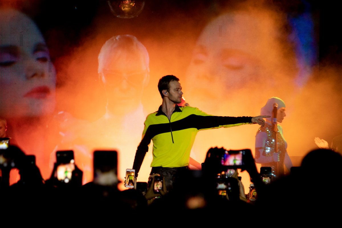 Концерт оказался настоящим шоу, которое порадовало всех гостей Концерт оказался настоящим шоу, которое порадовало всех гостей