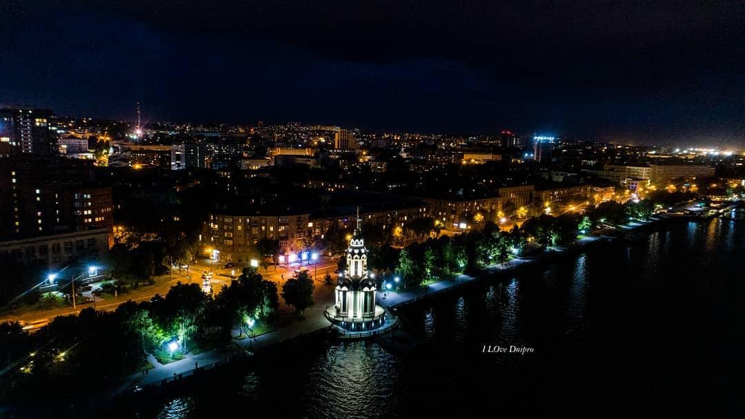 Город, который попросту не помещается в объектив камеры. Фото: alexsey_19.08