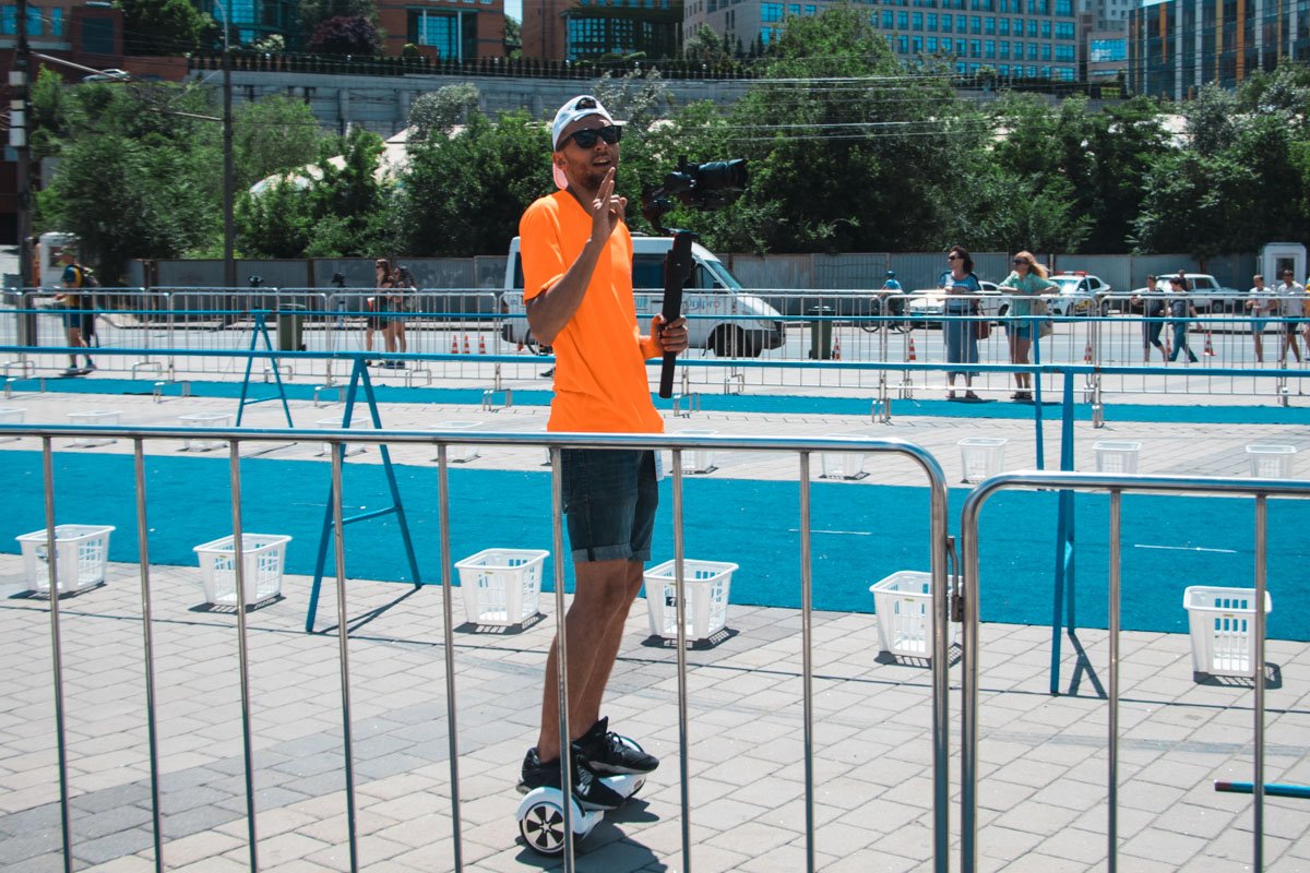 Мероприятие транслируют на большой экран Мероприятие транслируют на большой экран