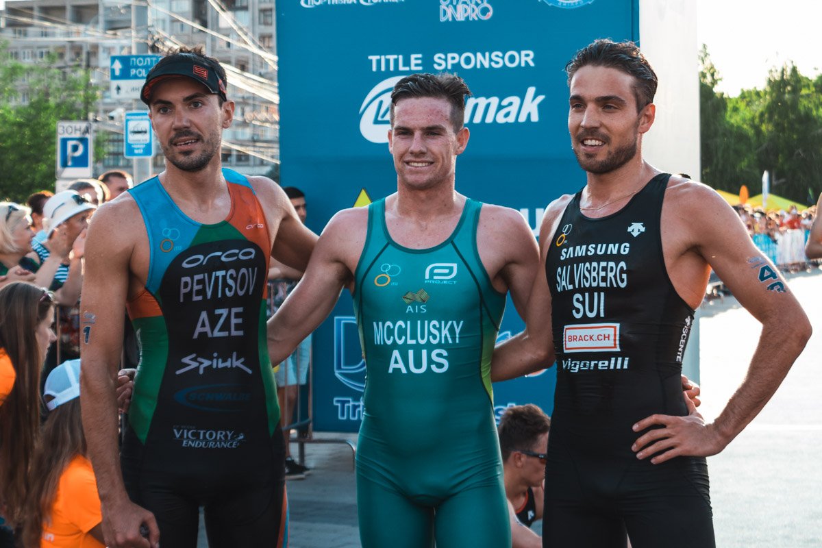 Тройка лидеров