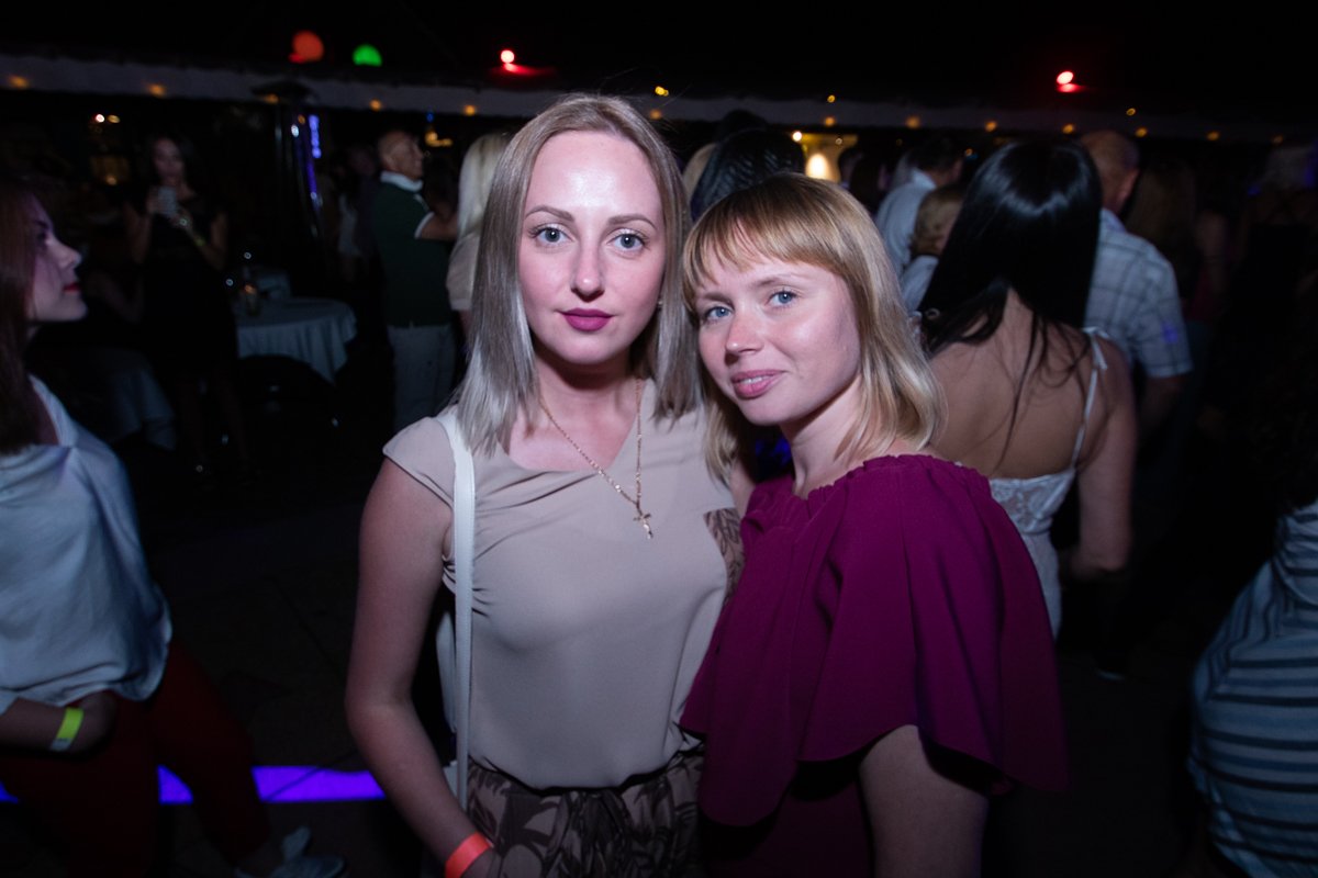 В Днепре самые красивые девушки В Днепре самые красивые девушки