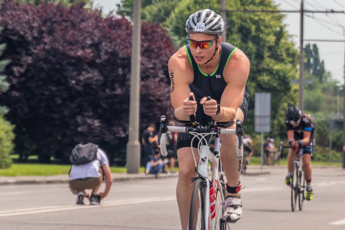 Гонщикам пришлось сделать несколько кругов Гонщикам пришлось сделать несколько кругов