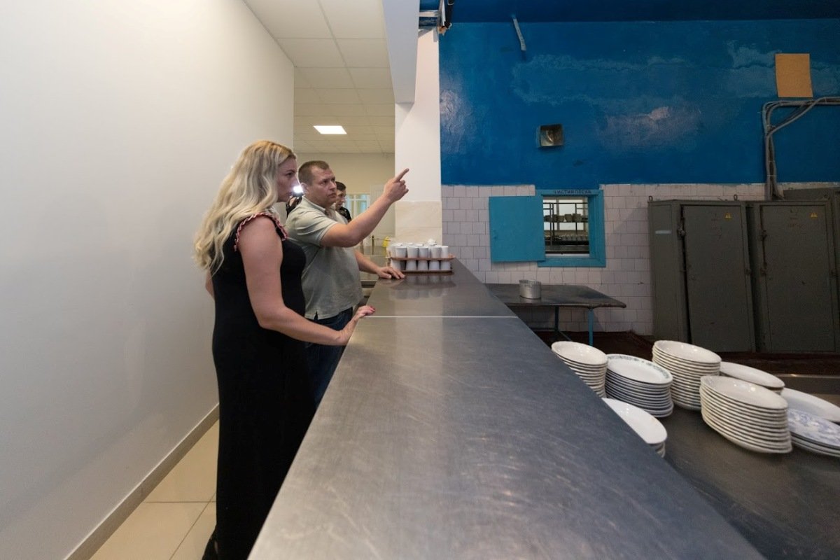 Мы и в дальнейшем будем продолжать этот проект, который, по моему мнению, является одним из самых успешных Мы и в дальнейшем будем продолжать этот проект, который, по моему мнению, является одним из самых успешных