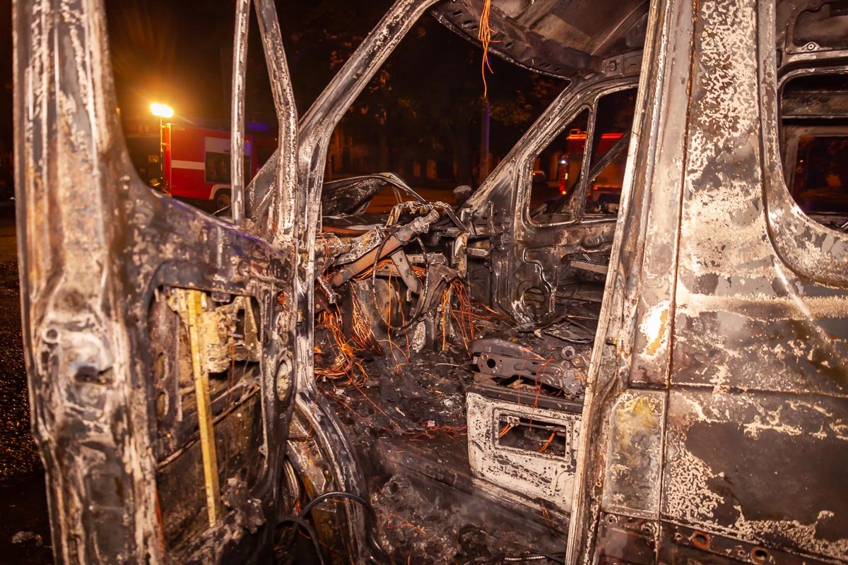 Был ли это поджег или неисправность в электропроводке определит следствие