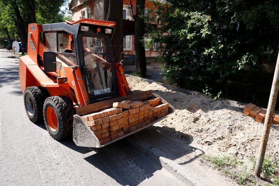 Половина работ уже выполнена Половина работ уже выполнена