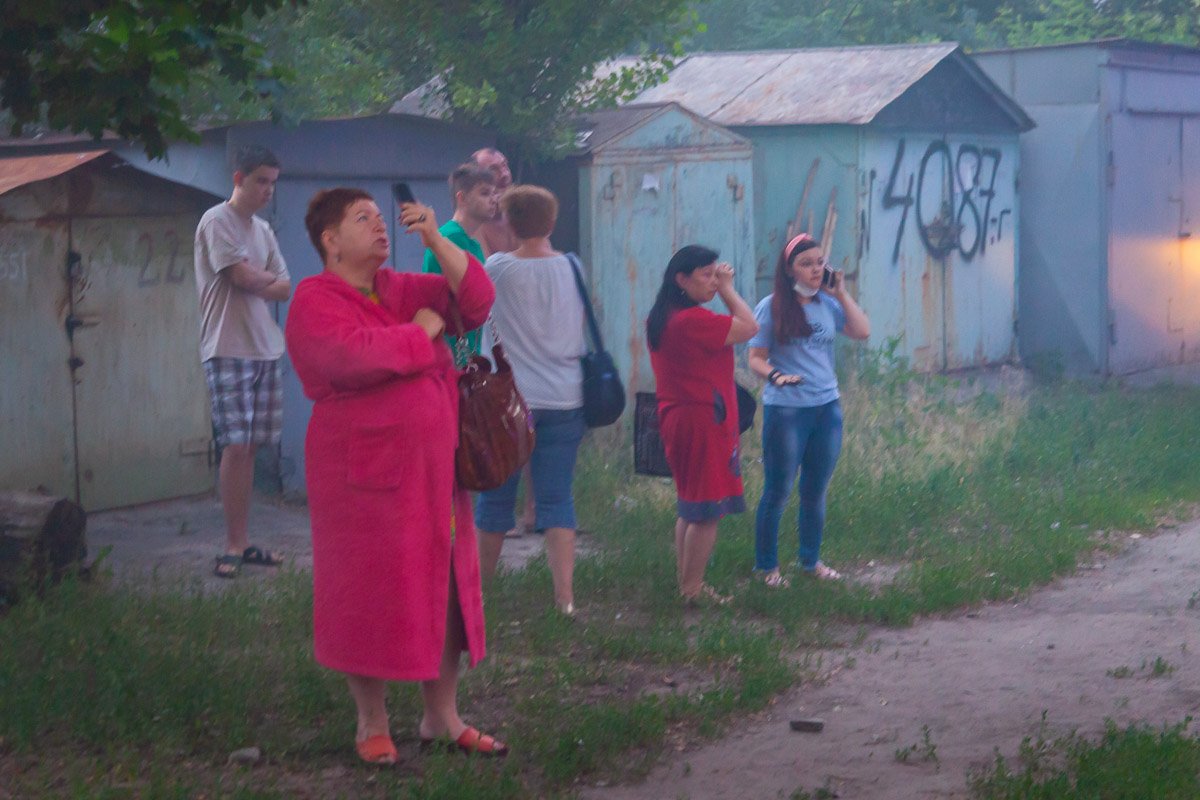 Горело также на лестничной клетке, но уже между 2 и 3 этажами Горело также на лестничной клетке, но уже между 2 и 3 этажами