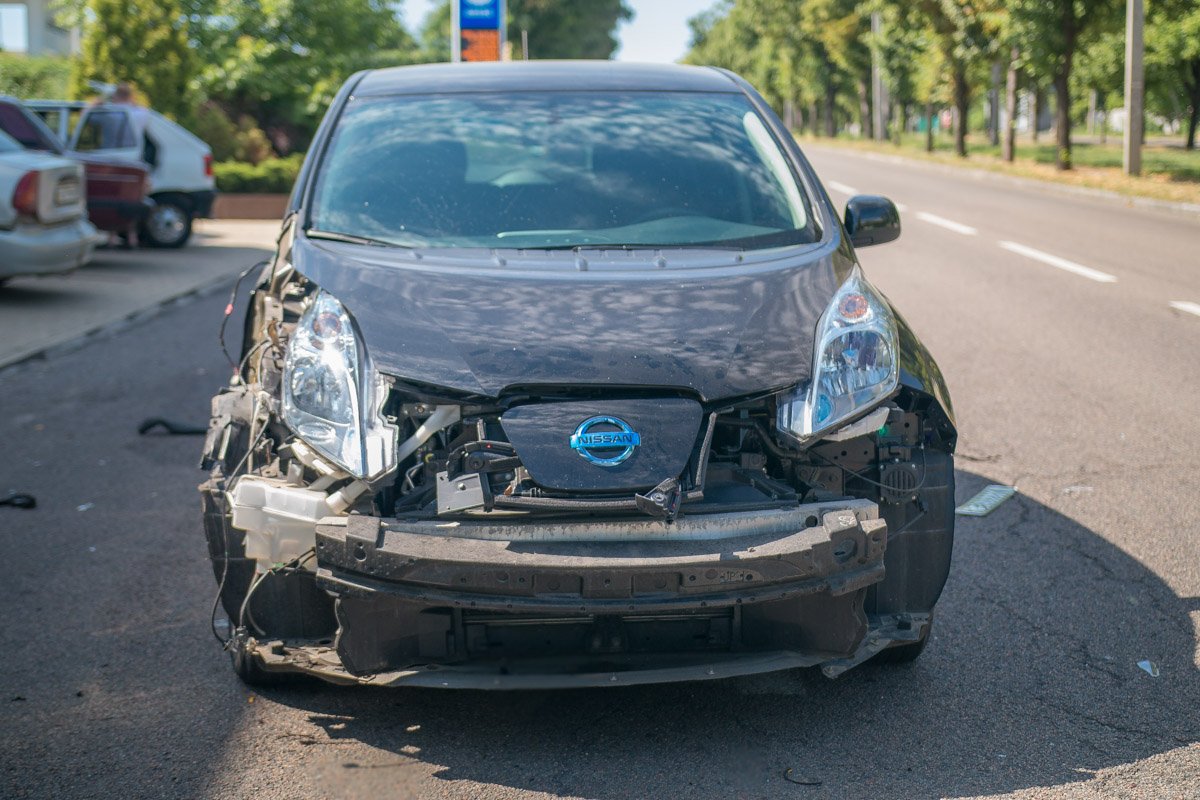 Водитель автомобиля не пострадал Водитель автомобиля не пострадал